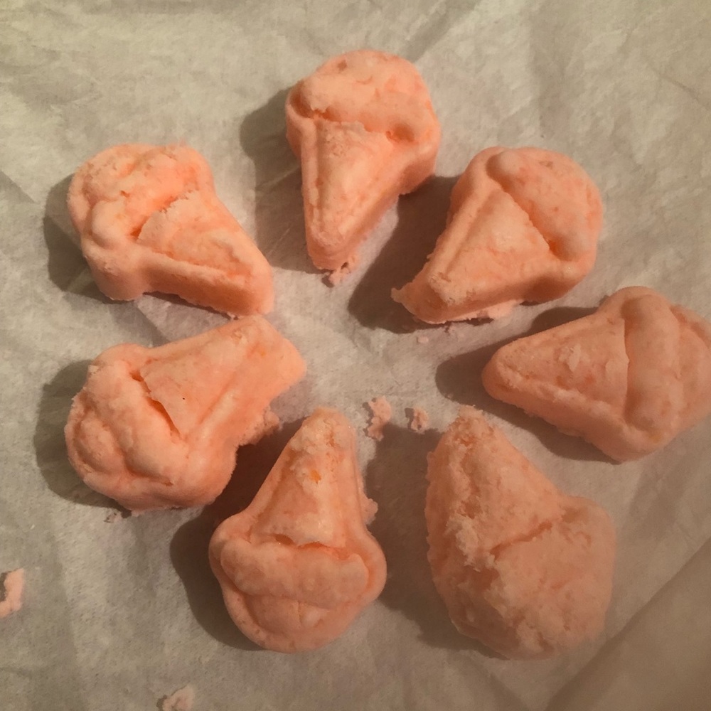 Bath bombs